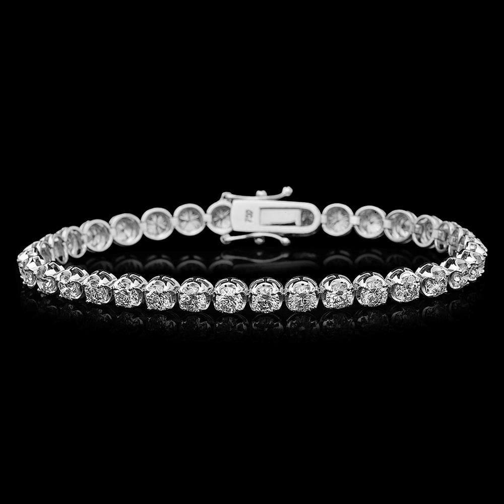 18K Gold 8.20 Diamond Bracelet: Retail: $35,703.00 ****** 18K Gold Diamond Bracelet ****** Metal: 18K Solid White Gold / Total Item Weight: 13.6 grams / Country Made: United States / / Main Stone: Diamond / Carat Total Weight: 8.20 