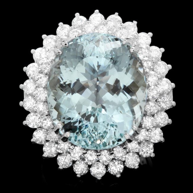 14k Gold 18.00ct Aquamarine 2.80ct Diamond Ring: Retail: $31,800.00 ****** 14k Gold 18.00ct Aquamarine 2.80ct Diamond Ring ****** Metal: 14k Solid White Gold / Size: 7 / Total Item Weight: 14.0 grams / Country Made: United States / / Main Stone: