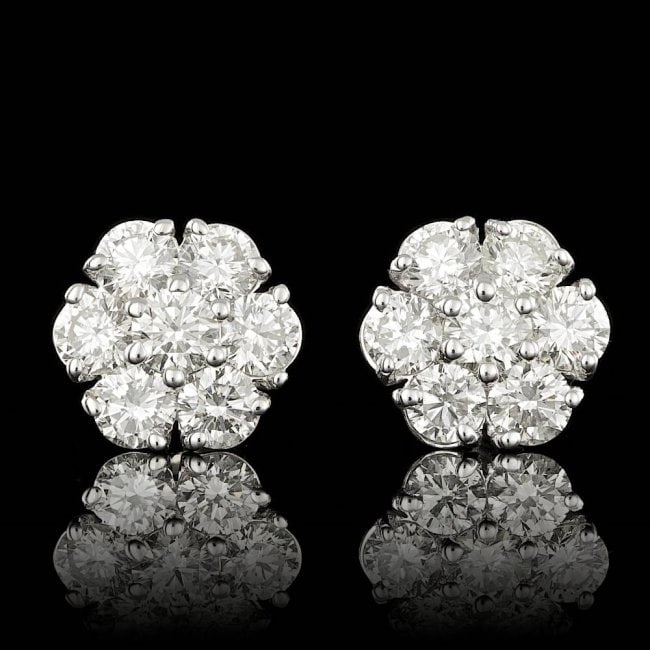 14k White Gold 2.75ct Diamond Earrings: Retail: $15,700.00 ****** 14k White Gold 2.75ct Diamond Earrings ****** Metal: 14k Solid White Gold / Total Item Weight: 2.8 grams / Country Made: United States / / Main Stone: Diamond / Color: White 