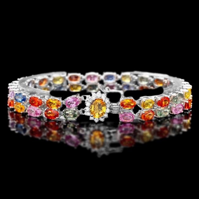 14k Gold 29ct Sapphire 0.40ct Diamond Bracelet: Retail: $15,600.00 ****** 14k Gold 29ct Sapphire 0.40ct Diamond Bracelet ****** Metal: 14k Solid White Gold / Size: 7 / Total Item Weight: 20.0 grams / Country Made: United States / / Main Stone: Sapp