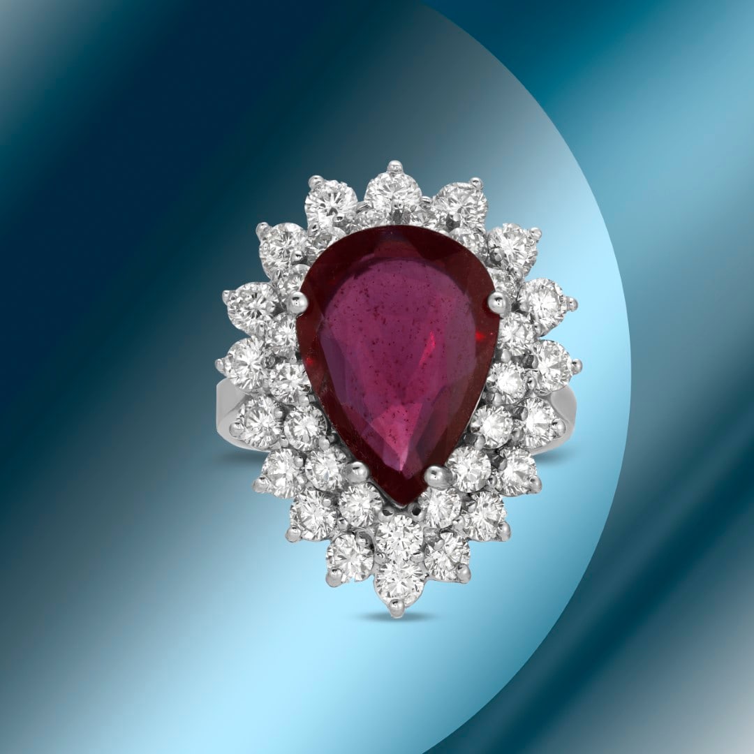 14K Gold 5.11cts Ruby & 2.62cts Diamond Ring: Retail: $12,325***** 14K Gold 5.11 Ruby & 2.62cts Diamond Ring****** Metal: 14K White Gold/ Total Wt.: 9.2g/ Country Made USA// Main Stone: Ruby / Carat Total Wt: 5.11cts / Treatment: Fracture Filled 