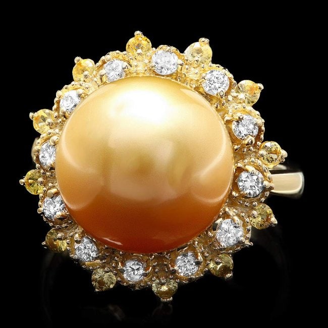 14k Yellow Gold 12mm Pearl 0.40ct Diamond Ring: Retail: $6,800.00 ****** 14k Yellow Gold 12mm Pearl 0.40ct Diamond Ring ****** Metal: 14k Solid Yellow Gold / Size: 7.5 / Total Item Weight: 7.3 grams / Country Made: United States / / Main Stone: Pea