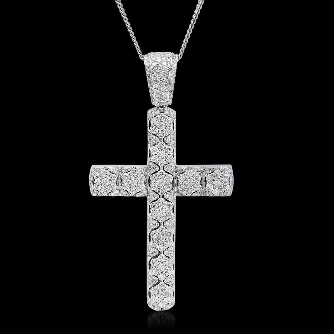 14K White Gold 11.00cts. Diamond Pendant: Retail: $41,282.00***** 14K White Gold 11.00cts. Diamond Pendant****** Metal: 18K White Gold/ Total Wt.: 34g/ Country Made USA// Main Stone: Diamond/ Carat Total Wt: 11.00cts / Treatment: None/ Color 