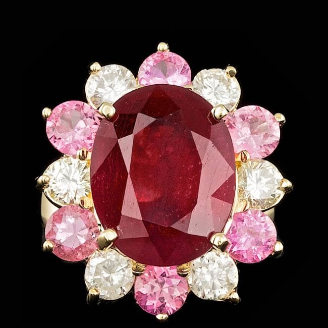 14k Yellow Gold 7.00ct Ruby 1.30ct Diamond Ring: Retail: $9,800.00 ****** 14k Yellow Gold 7.00ct Ruby 1.30ct Diamond Ring ****** Metal: 14k Solid Yellow Gold / Size: 6.75 / Total Item Weight: 8.0 grams / Country Made: United States / / Main Stone: R