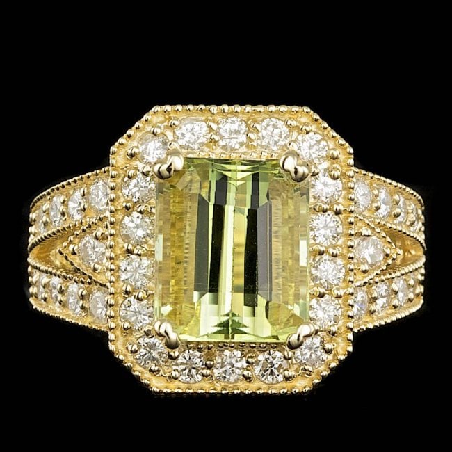 14k Yellow Gold 4.00ct Beryl 1.30ct Diamond Ring: Retail: $12,900.00 ****** 14k Yellow Gold 4.00ct Beryl 1.30ct Diamond Ring ****** Metal: 14k Solid Yellow Gold / Size: 6.5 / Total Item Weight: 8.5 grams / Country Made: United States / / Main Stone: 