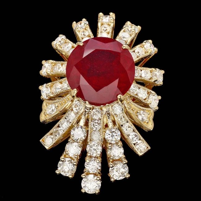 14k Yellow Gold 7.00ct Ruby 2.60ct Diamond Ring: Retail: $19,850.00 ****** 14k Yellow Gold 7.00ct Ruby 2.60ct Diamond Ring ****** Metal: 14k Solid Yellow Gold / Size: 7 / Total Item Weight: 10.0 grams / Country Made: United States / / Main Stone: Ru