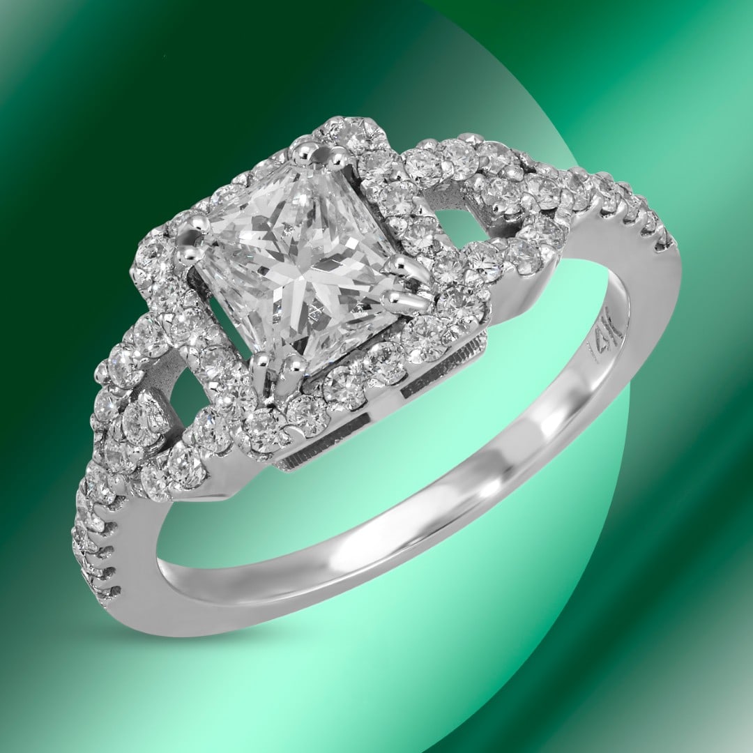 14K Gold 2.42cts Diamond Ring: Retail: $14,536*****14K Gold Diamond Ring*****Metal: 14K White Gold/ Total Wt.: 3.6g / Country Made US// Size 7 / Main Stone: Natural Diamonds / Carat Total Wt.: 1.32cts / Treatment: none / Color: non