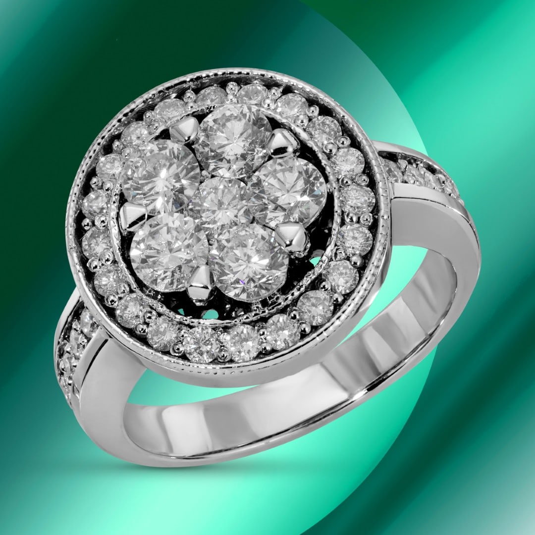 14K Gold 1.65cts Diamond Ring: Retail: $13,800*****14K Gold Diamond Ring*****Metal: 14K White Gold/ Total Wt.: 7.9g / Country Made US// Size 7 / Main Stone: Natural Diamonds / Carat Total Wt.: 1.65cts / Treatment: none / Color: non