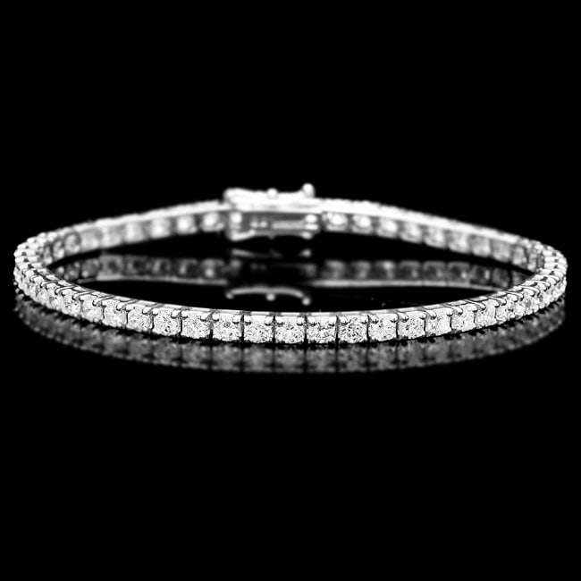 18k White Gold 4.50ct Diamond Bracelet: Retail: $16,800.00 ****** 18k White Gold 4.50ct Diamond Bracelet ****** Metal: 18k Solid White Gold / Size: 7 / Total Item Weight: 12.0 grams / Country Made: United States / / Main Stone: Diamond / Co