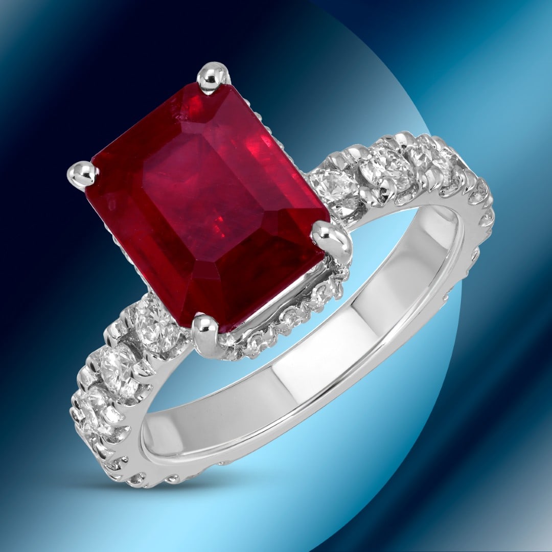 14K Gold 5.96cts Ruby & 1.65cts Diamond Ring: Retail: $12,832*****14K Gold Ruby & Diamond Ring*****Metal: 14K White Gold/ Total Wt.: 5.8g / Country Made US// Size 7 / Main Stone: Ruby / Carat Total Wt.: 5.96cts / Treatment: Fracture Filled / Colo