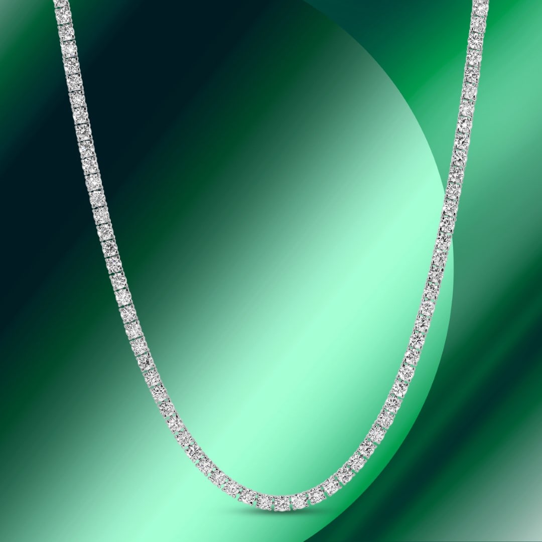 18K Gold 12.27cts Diamond Necklace: Retail: $80,673*****18K White Gold Diamond Ring*****Metal: 18K White Gold/ Total Wt.: 20.5g / Country Made US// Main Stone: 145 Natural Diamonds / Carat Total Wt.: 12.27cts / Treatment: none / Color: 