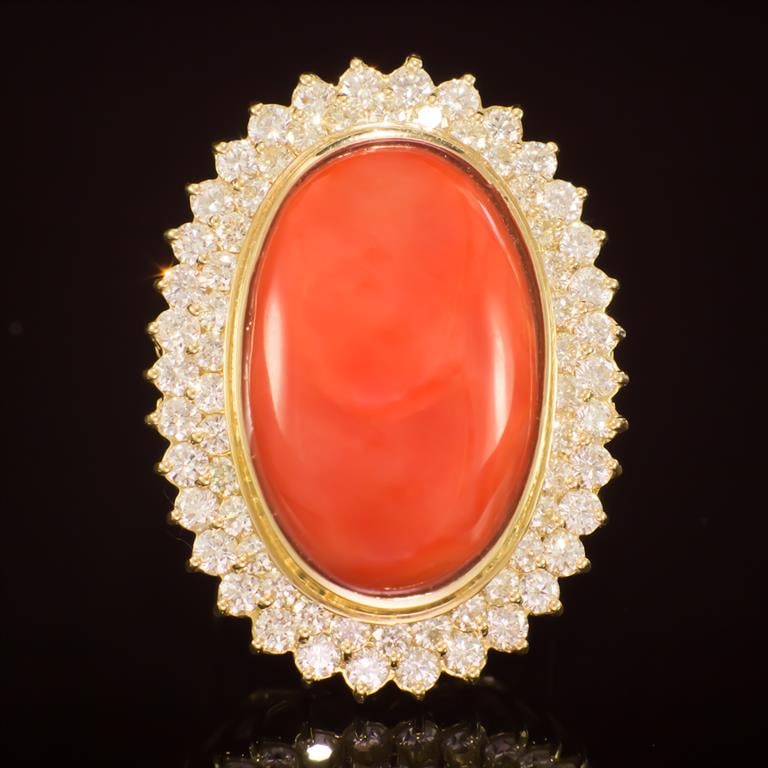 14K Gold 31.50ct Coral 2.04ct Diamond Ring: Retail: $22,675.00****** 14K Gold Coral & Diamond Ring ****** Metal: 14K Solid Yellow Gold / Total Item Weight: 18.1 grams / Country Made: United States / / Main Stone: Coral / Color: Reddish Orange /