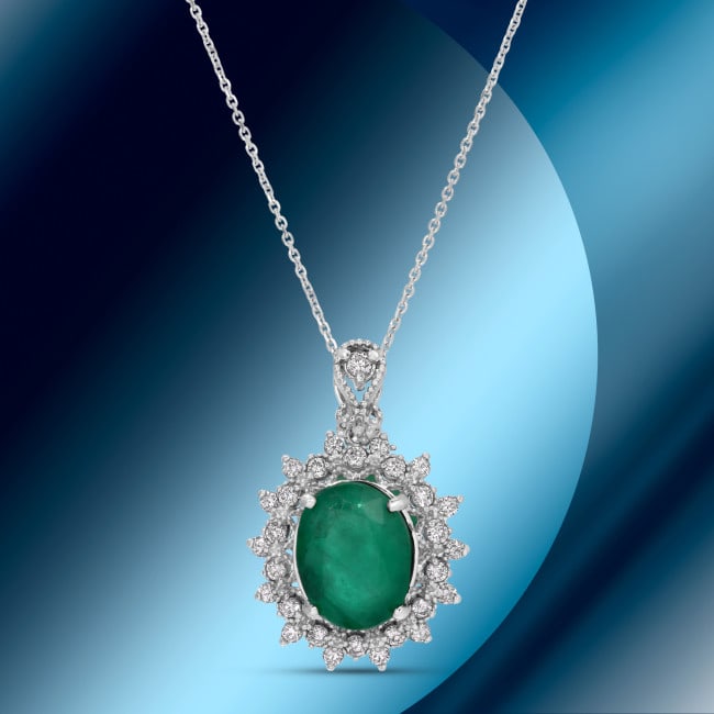 14k Gold 3.50ct Emerald 0.80ct Diamond Pendant: Retail: $9,440.00 ****** 14k Gold 3.50ct Emerald 0.80ct Diamond Pendant ****** Metal: 14k Solid White Gold / Size: / Total Item Weight: 4.6 grams / Country Made: USA / / Main Stone: Emerald / Color: G