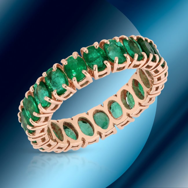 14k Gold 3.80ct Emerald Ring: Retail: $7,832.00 ****** 14k Gold 3.80ct Emerald Ring ****** Metal: 14k Solid Rose Gold / Size: 7 / Total Item Weight: 2.9 grams / Country Made: USA / / Main Stone: Emerald / Color: Green / Carat Tota