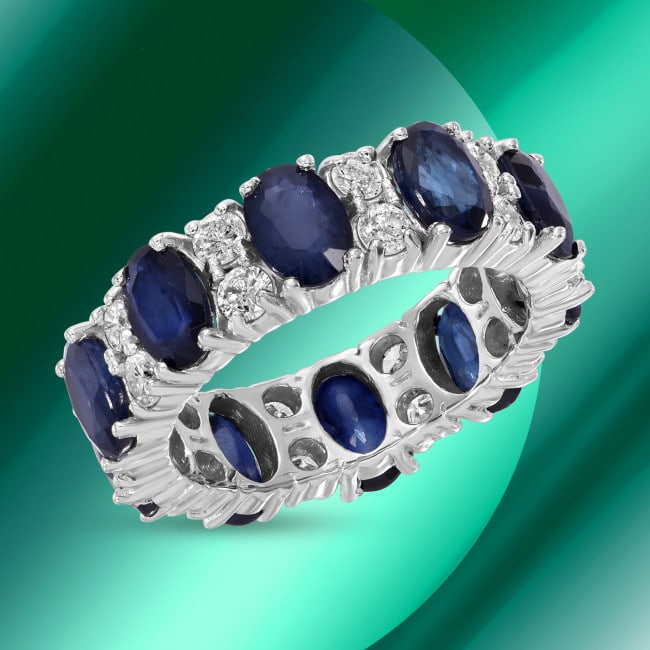 14k Gold 5.25ct Sapphire 1.80ct Diamond Ring: Retail: $9,812.00 ****** 14k Gold 5.25ct Sapphire 1.80ct Diamond Ring ****** Metal: 14k Solid White Gold / Size: 6.75 / Total Item Weight: 5.9 grams / Country Made: USA / / Main Stone: Sapphire / Colo