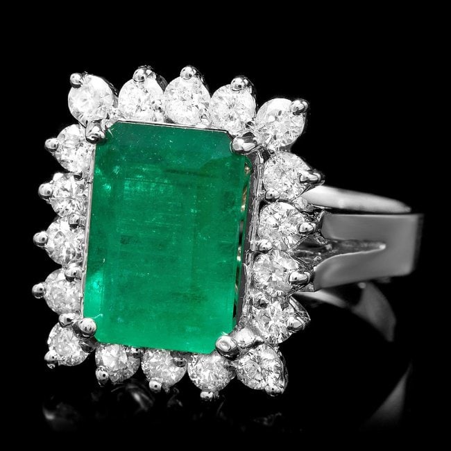 14k White Gold 3.50ct Emerald 0.95ct Diamond Ring: Retail: $12,500.00 ****** 14k White Gold 3.50ct Emerald 0.95ct Diamond Ring ****** Metal: 14k Solid White Gold / Size: 6 / Total Item Weight: 6.0 grams / Country Made: United States / / Main Stone: Em