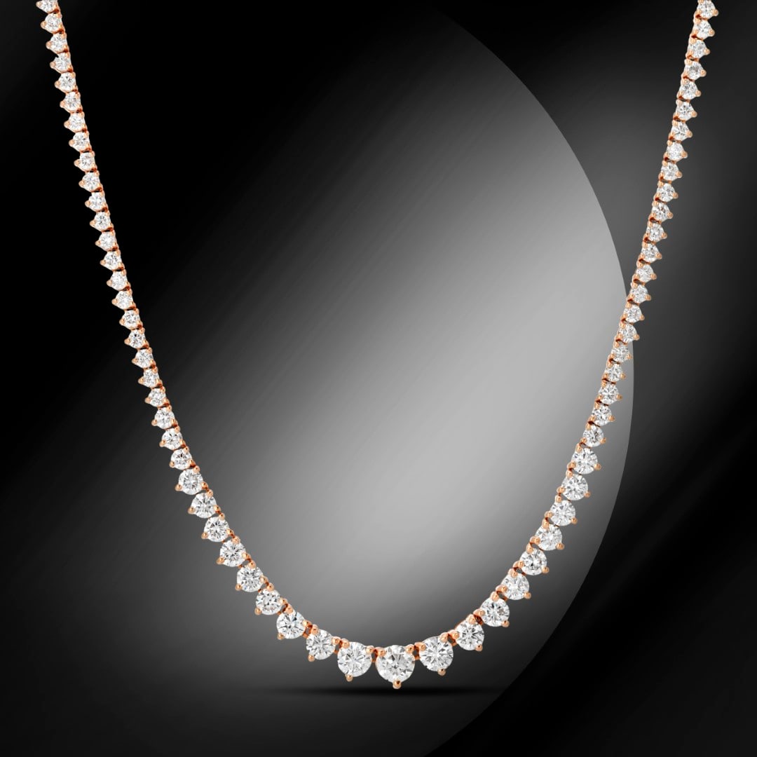 14K Gold 8.20cts Diamond Necklace: Retail: $29,866***** 14K Gold 8.20cts Diamond Necklace****** Metal: 14K Rose Gold/ Total Wt.: 12.5g / Country Made USA// Main Stone: Diamond / Carat Total Wt: 8.20cts / Treatment: None/ Color: None / 
