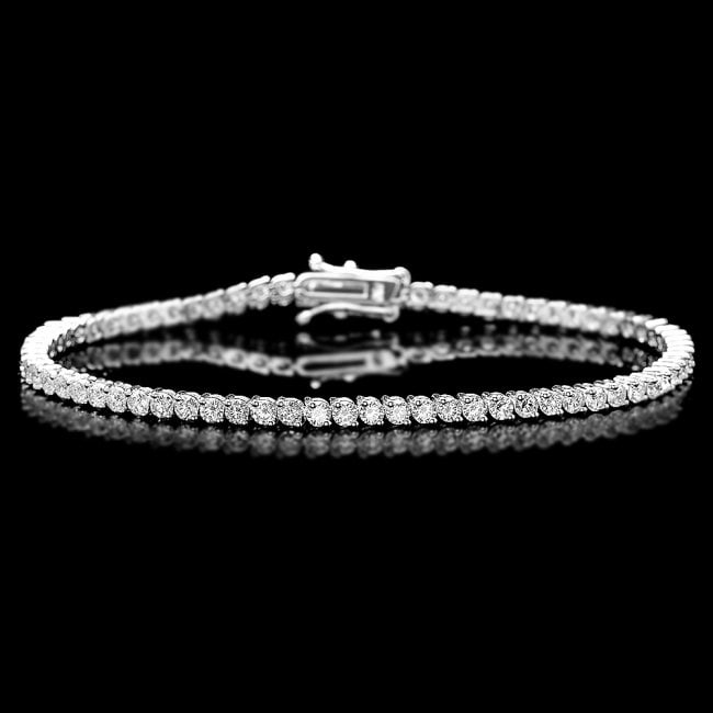 18k White Gold 3.65ct Diamond Bracelet: Retail: $13,300.00 ****** 18k White Gold 3.65ct Diamond Bracelet ****** Metal: 18k Solid White Gold / Size: 7 / Total Item Weight: 8.5 grams / Country Made: United States / / Main Stone: Diamond / Col