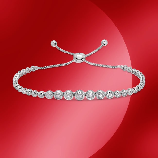 14k Gold 2.80ct Diamond Bracelet: Retail: $11,520.00 ****** 14k Gold 2.80ct Diamond Bracelet ****** Metal: 14k Solid White Gold / Size: 7 / Total Item Weight: 8.9 grams / Country Made: USA / / Main Stone: Diamond / Color: / Carat Tota