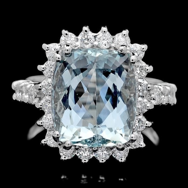 14k Gold 6.00ct Aquamarine 1.00ct Diamond Ring: Retail: $8,400.00 ****** 14k Gold 6.00ct Aquamarine 1.00ct Diamond Ring ****** Metal: 14k Solid White Gold / Size: 7 / Total Item Weight: 7.0 grams / Country Made: United States / / Main Stone: Aquama