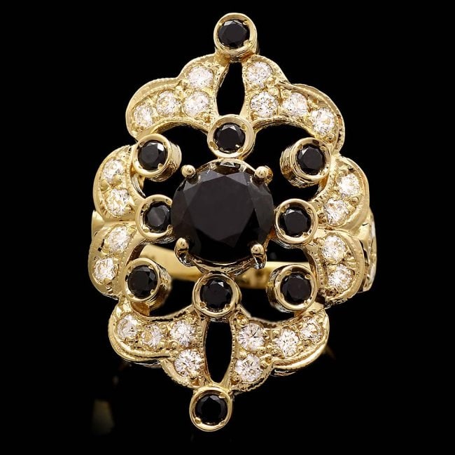 14K Gold 3.7ct Diamond Ring: Retail: $9,300.00 ******* 14k Yellow Gold 3.7ct Diamond Ring ****** Metal: 14k Solid Yellow Gold / Size: 7 / Total Item Weight: 7.5 grams / Country Made: USA / / Main Stone: Diamond / Color: Black / C