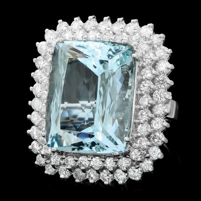 14k Gold 21.00ct Aquamarine 3.00ct Diamond Ring: Retail: $15,900.00 ****** 14k Gold 21.00ct Aquamarine 3.00ct Diamond Ring ****** Metal: 14k Solid White Gold / Total Item Weight: 19.5 grams / Country Made: United States / / Main Stone: Aquamarine / 