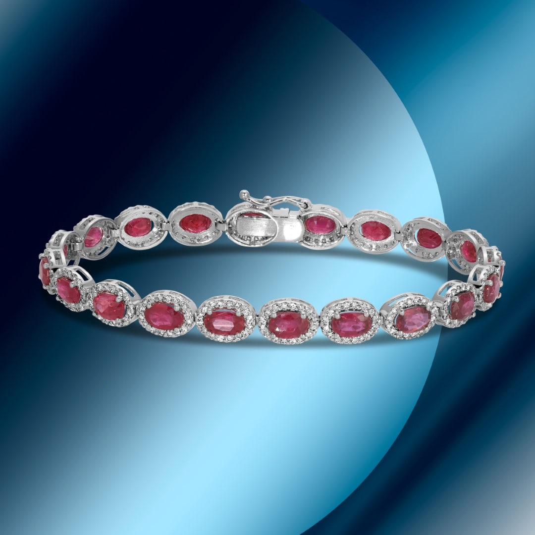 14K Gold 11.56cts Ruby & 2.08cts Diamond: Retail: $30,159*****14K Gold Ruby & Diamond Bracelet*****Metal: 14K White Gold/ Total Wt.: 12.3g / Country Made US// Main Stone: Ruby / Carat Total Wt.: 11.56cts / Treatment: Heat with Residues / Colo