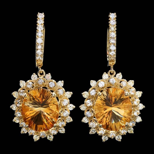 14k Gold 10.00ct Citrine 2.00ct Diamond Earrings: Retail: $7,600.00 ****** 14k Gold 10.00ct Citrine 2.00ct Diamond Earrings ****** Metal: 14k Solid Yellow Gold / Total Item Weight: 10.5 grams / Country Made: United States / / Main Stone: Citrine / Co