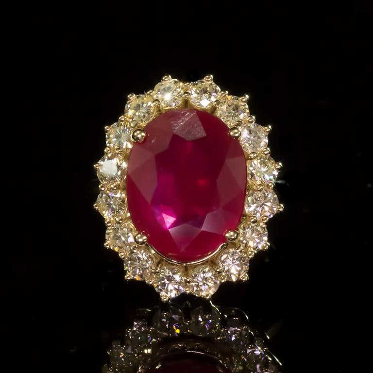 14k Gold 7.27ct Ruby 1.70ct Diamond Ring: Retail: $7,560.00 ****** 14k Gold Ruby & Diamond Ring ****** Metal: 14K Solid Yellow Gold / Total Item Weight: 7.9 grams / Country Made: United States / / Main Stone: Ruby / Color: Red / Carat Total W