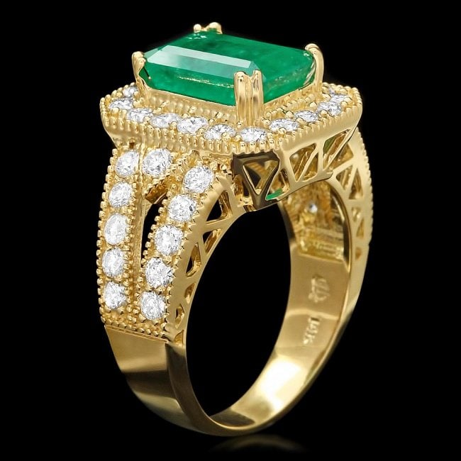 14k Gold 3.00ct Emerald 1.50ct Diamond Ring: Retail: $14,700.00 ****** 14k Gold 3.00ct Emerald 1.50ct Diamond Ring ****** Metal: 14k Solid Yellow Gold / Size: 7.5 / Total Item Weight: 8.0 grams / Country Made: United States / / Main Stone: Emera