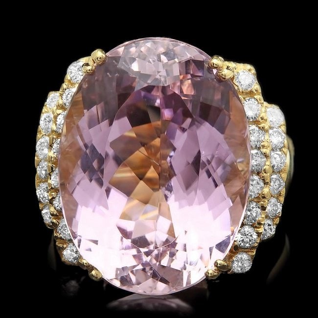 14k Gold 20.40ct Kunzite 0.70ct Diamond Ring: Retail: $9,200.00 ****** 14k Gold 20.40ct Kunzite 0.70ct Diamond Ring ****** Metal: 14k Solid Yellow Gold / Size: 6.5 / Total Item Weight: 13.5 grams / Country Made: United States / / Main Stone: Kunz