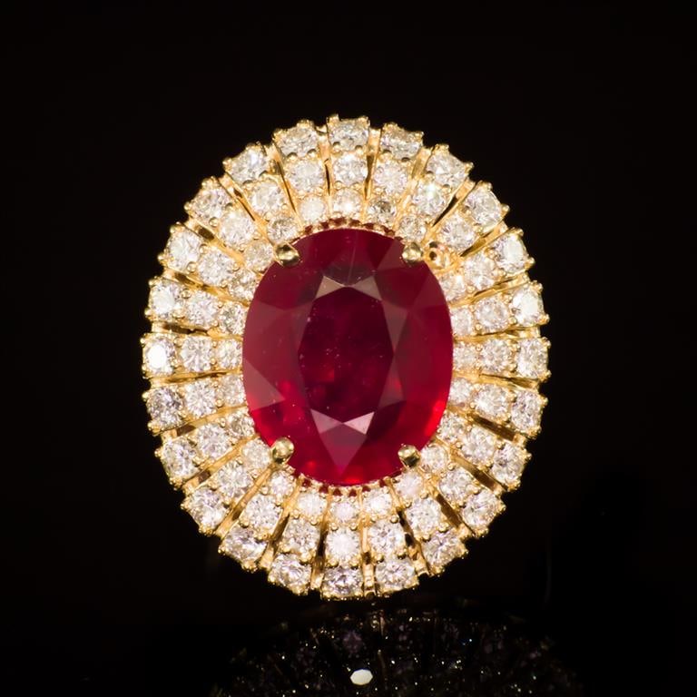 14k Gold 6.84ct Ruby 1.91ct Diamond Ring: Retail: $8,581.00******14k Gold Ruby & Diamond Ring ****** Metal: 14K Solid Yellow Gold / Total Item Weight: 10.2 grams / Country Made: United States / / Main Stone: Ruby / Color: Red / Carat Total We