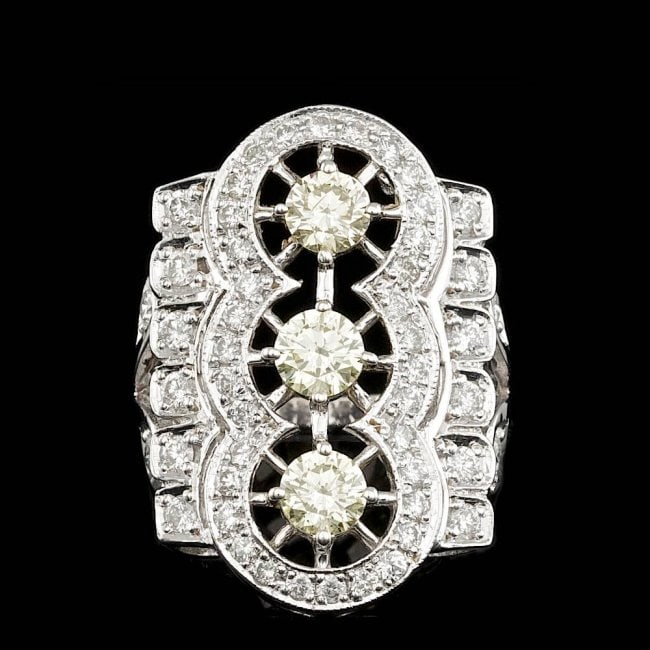 14k White Gold 2.75ct Diamond Ring: Retail: $11,500.00 ****** 14k White Gold 2.75ct Diamond Ring ****** Metal: 14k Solid White Gold / Size: 7 / Total Item Weight: 10.0 grams / / Main Stone: Diamond / Color: White / Carat Total Weight: 2