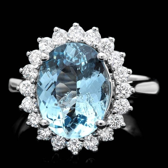 14k Gold 3.50ct Aquamarine 0.80ct Diamond Ring: Retail: $7,850.00 ****** 14k Gold 3.50ct Aquamarine 0.80ct Diamond Ring ****** Metal: 14k Solid White Gold / Size: 6.75 / Total Item Weight: 5.0 grams / Country Made: United States / / Main Stone: Aqu
