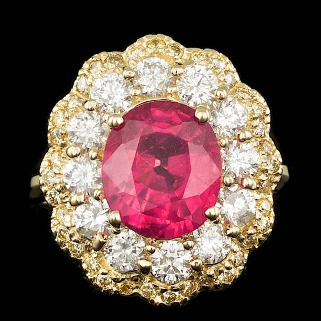 14k Yellow Gold 4.00ct Ruby 1.8ct Diamond Ring: Retail: $14,200.00 ****** 14k Yellow Gold 4.00ct Ruby 1.8ct Diamond Ring ****** Metal: 14k Solid Yellow Gold / Size: 7 / Total Item Weight: 8.0 grams / Country Made: United States / / Main Stone: Ruby