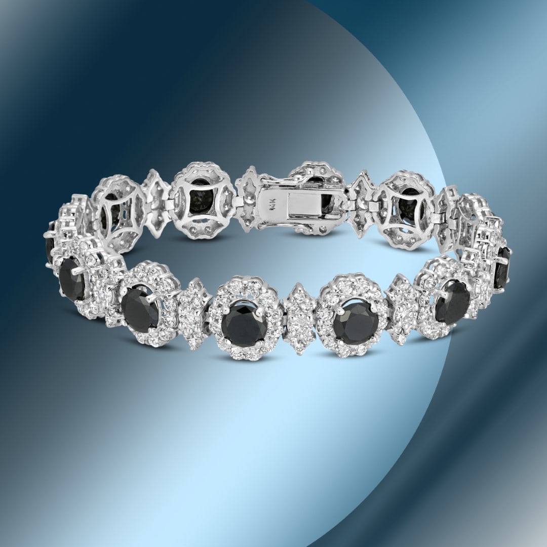 14K Gold 19.32cts Black Diamond Bracelet: Retail: $83,572***** 14K Gold 19.32cts Black Diamond Bracelet****** Metal: 14K White Gold/ Total Wt.: 27.5g/ Country Made USA// Main Stone: Diamond / Carat Total Wt:12.00cts / Treatment: None/ Color: 