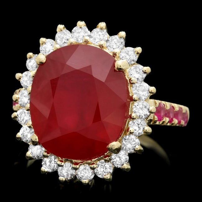 14k Yellow Gold 10.3ct Ruby 0.80ct Diamond Ring: Retail: $7,600.00 ****** 14k Yellow Gold 10.3ct Ruby 0.80ct Diamond Ring ****** Metal: 14k Solid Yellow Gold / Size: 7.25 / Total Item Weight: 8 grams / Country Made: United States / / Main Stone: Rub