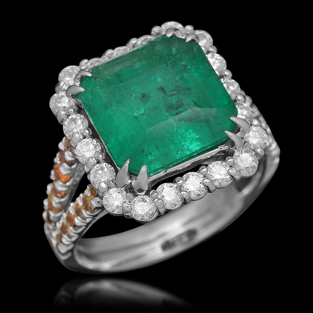 18K Gold 4.04 Emerald 1.37 Diamond Ring: Retail: $18,797.00 ****** 18K Gold 4.04 Emerald 1.37 Diamond Ring ****** Metal: 18K Solid Gold / Total Item Weight: 8.9 grams / Country Made: United States / / Main Stone: Emerald / Color: Green / Car