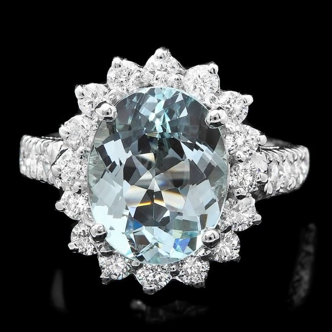 14k Gold 3.5ct Aquamarine 1.25ct Diamond Ring: Retail: $6,800.00 ****** 14k Gold 3.5ct Aquamarine 1.25ct Diamond Ring ****** Metal: 14k Solid White Gold / Size: 7 / Total Item Weight: 6 grams / Country Made: United States / / Main Stone: Aquamarin