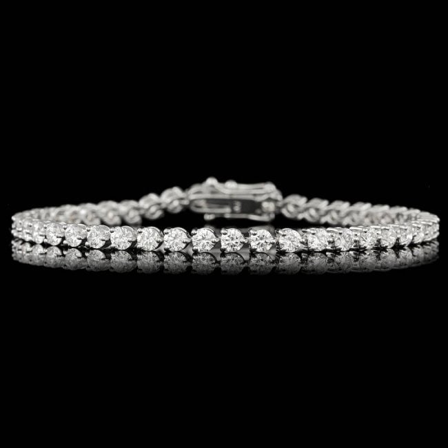 18k White Gold 6.25ct Diamond Bracelet: Retail: $37,800.00 ****** 18k White Gold 6.25ct Diamond Bracelet ****** Metal: 18k Solid White Gold / Size: 7 / Total Item Weight: 10.0 grams / Country Made: United States / / Main Stone: Diamond / Co