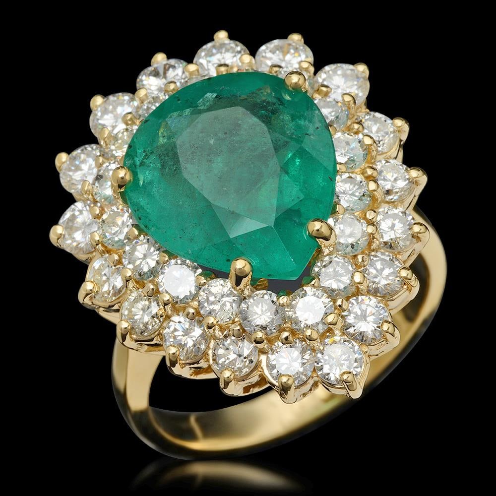 14K Gold 5.67ct Emerald & 2.87ct Diamond Ring: Retail: $23,730.00******14K Gold Emerald & Diamond Ring ****** Metal: 14K Solid Gold / Total Item Weight: 10.8 grams / Country Made: United States / / Main Stone: Emerald / Color: Green / Carat Total 