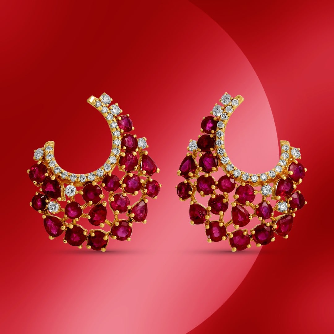 14K Gold 7.95cts Ruby & 0.71cts Diamond Earrings: Retail: $11,900*****14K Gold Ruby & Diamond Earrings*****Metal: 14K Rose Gold/ Total Wt.: 7.0g / Country Made US// Main Stone: Ruby / Carat Total Wt.: 7.95cts / Treatment: None / Color: Red / Cut: Ver