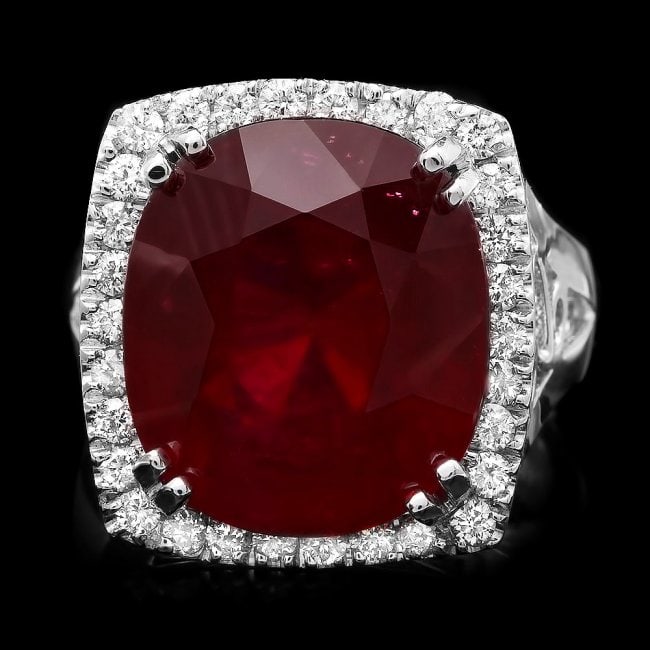 14k White Gold 19.50ct Ruby 0.70ct Diamond Ring: Retail: $11,850.00 ****** 14k White Gold 19.50ct Ruby 0.70ct Diamond Ring ****** Metal: 14k Solid White Gold / Size: 7 / Total Item Weight: 12.9 grams / Country Made: United States / / Main Stone: Rub