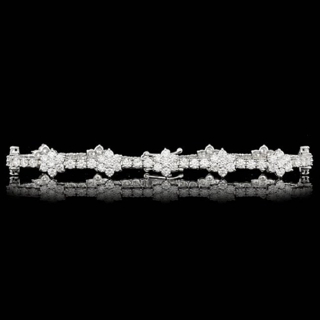 18k White Gold 6.80ct Diamond Bracelet: Retail: $40,700.00 ****** 18k White Gold 6.80ct Diamond Bracelet ****** Metal: 18k Solid White Gold / Size: 7 / Total Item Weight: 10.0 grams / Country Made: United States / / Main Stone: Diamond / Co