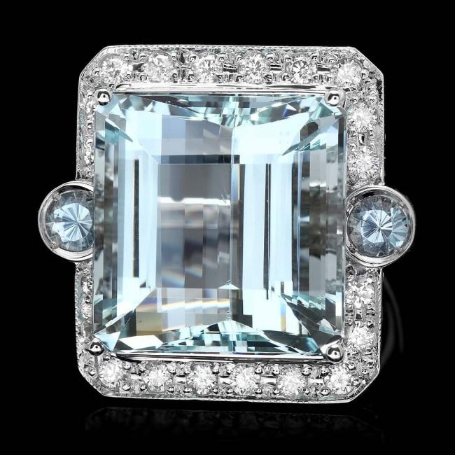14k Gold 27.7ct Aquamarine 1.15ct Diamond Ring: Certified: $24,850.00 ****** Metal: 14k Solid White Gold / / Total Item Weight: 16.0 grams / Country Made: United States / / Main Stone: Aquamarine / Color: Aqua / Carat Total Weight: 27.00 / Treatmen