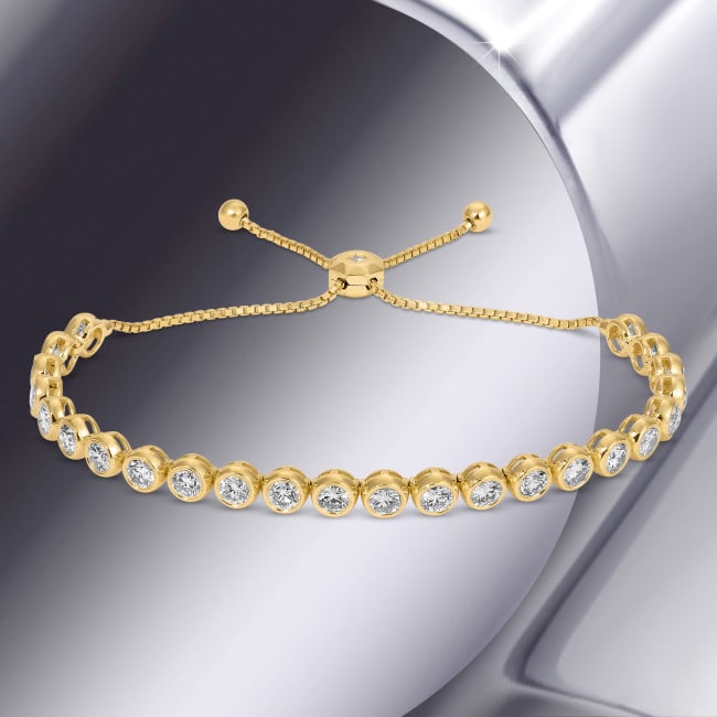 14k Gold 4.90ct Diamond Bracelet: Retail: $26,560.00 ****** 14k Gold 4.90ct Diamond Bracelet ****** Metal: 14k Solid Yellow Gold / Size: 7 / Total Item Weight: 12.1 grams / Country Made: USA / / Main Stone: Diamond / Color: / Carat To