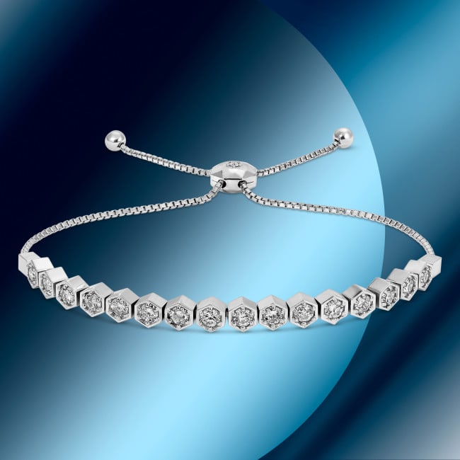 14k Gold 2.80ct Diamond Bracelet: Retail: $11,143.00 ****** 14k Gold 2.80ct Diamond Bracelet ****** Metal: 14k Solid White Gold / Size: 7 / Total Item Weight: 11.6 grams / Country Made: USA / / Main Stone: Diamond / Color: / Carat Tot