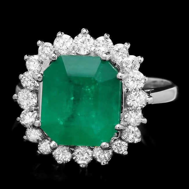14k White Gold 3.70ct Emerald 0.90ct Diamond Ring: Retail: $12,850.00 ****** 14k White Gold 3.70ct Emerald 0.90ct Diamond Ring ****** Metal: 14k Solid White Gold / Size: 7.25 / Total Item Weight: 5.2 grams / Country Made: United States / / Main Stone: