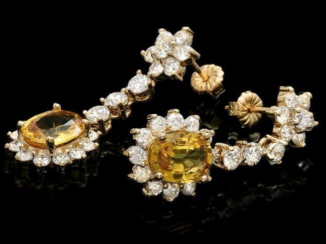 14k Gold 4ct Sapphire 3.00ct Diamond Earrings: Retail: $18,600.00 ****** 14k Gold 4ct Sapphire 3.00ct Diamond Earrings ****** Metal: 14k Solid Yellow Gold / Total Item Weight: 6.0 grams / Country Made: United States / / Main Stone: Sapphire / Colo