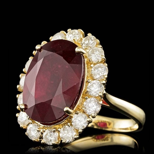 14k Yellow Gold 16.00ct Ruby 2.20ct Diamond Ring: Retail: $12,800.00 ****** 14k Yellow Gold 16.00ct Ruby 2.20ct Diamond Ring ****** Metal: 14k Solid Yellow Gold / Size: 7 / Total Item Weight: 10.5 grams / Country Made: United States / / Main Stone: R